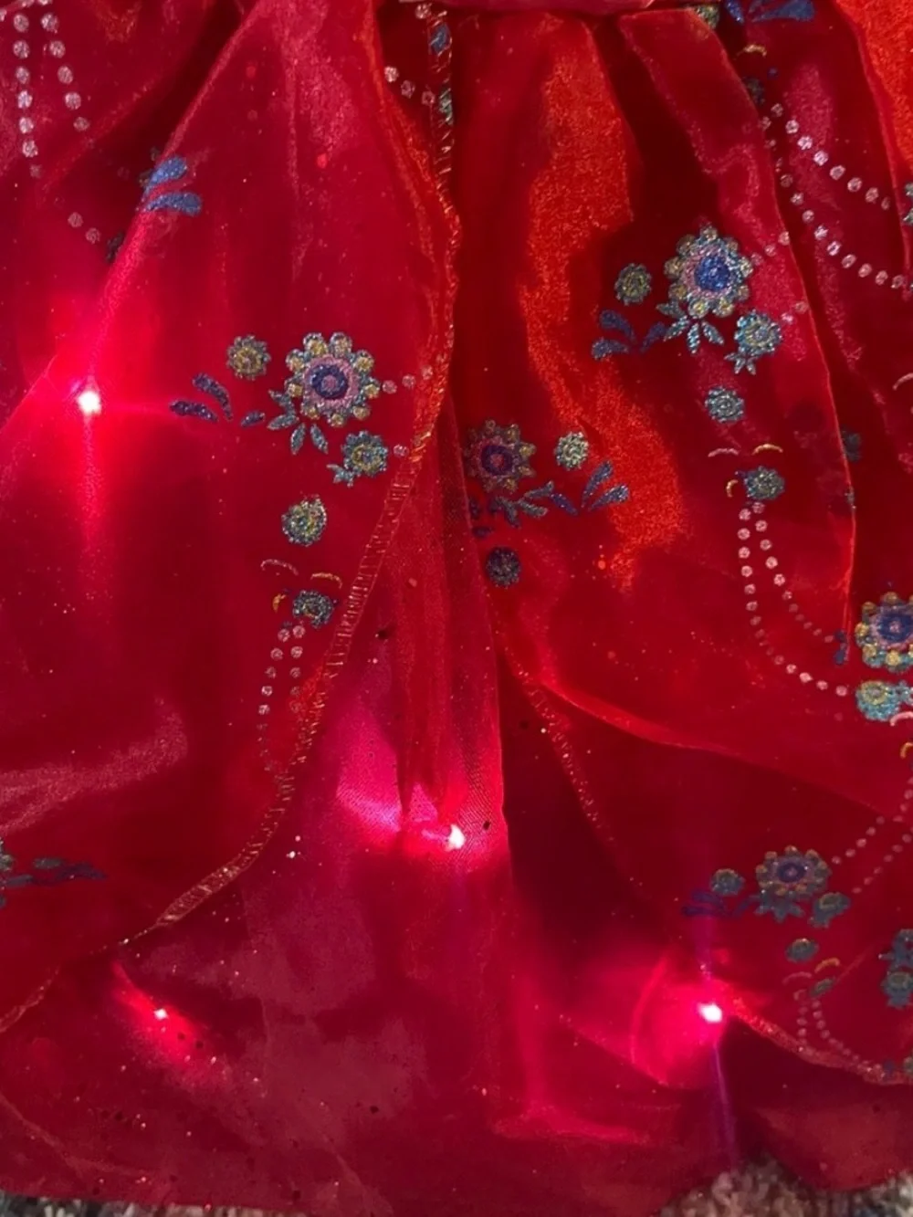 Disney Elena of Avalon Princess Costume 4-6Y Red Light Up Dress Halloween